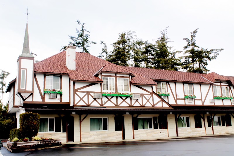 Auld Holland Inn - Whidbey Island Hotel - Event Venue in Oak Harbor, Washington