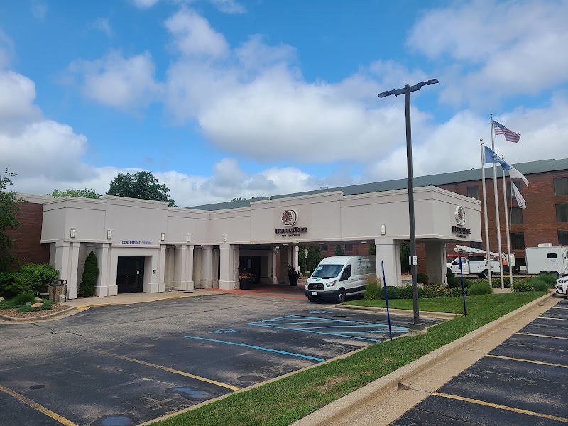 DoubleTree by Hilton Hotel Grand Rapids Airport - Event Venue in Grand Rapids, Michigan