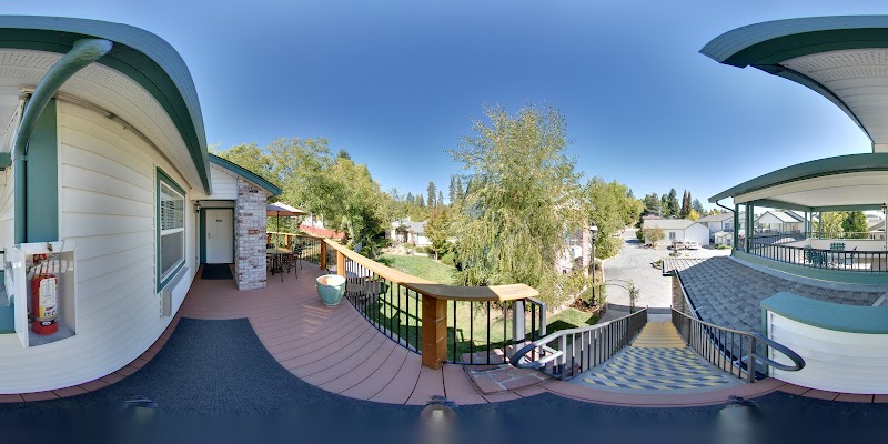 Grass Valley Courtyard Suites - Event Venue in Grass Valley, California