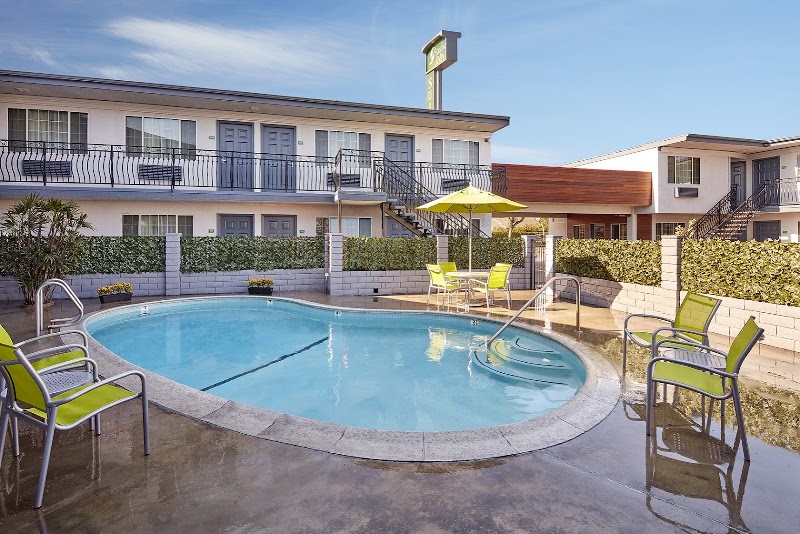 Studio Inn & Suites at Promenade Downey - Event Venue in Downey, California
