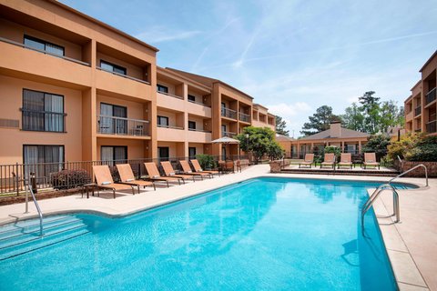 Courtyard by Marriott Savannah Midtown - Event Venue in Savannah, Georgia