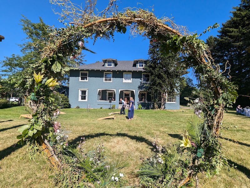 The Seaview Manor - Event Venue in Seaview, Washington