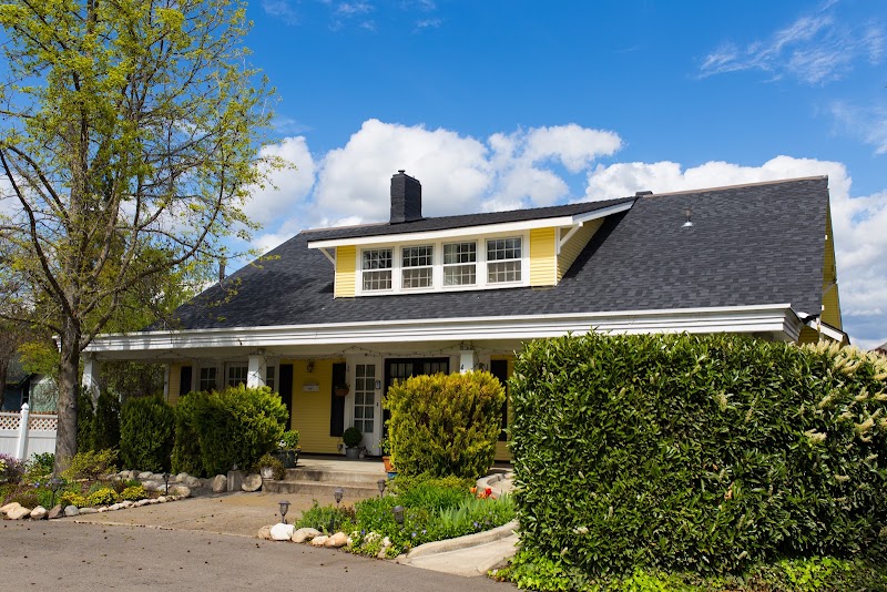Bayberry Inn Bed and Breakfast and Retreat - Event Venue in Ashland, Oregon