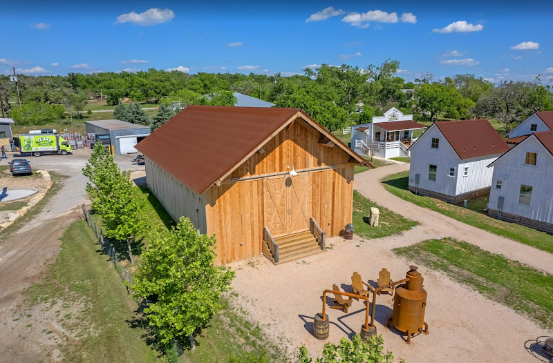 Tobacco Barn Event Venue - Event Venue in Driftwood, Texas