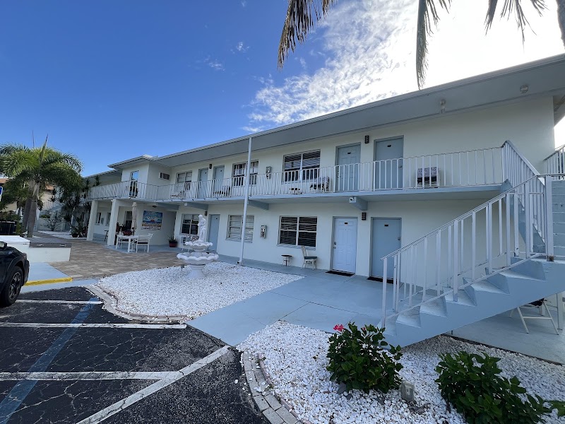 Hideaway Waterfront Resort & Hotel - Event Venue in Cape Coral, Florida