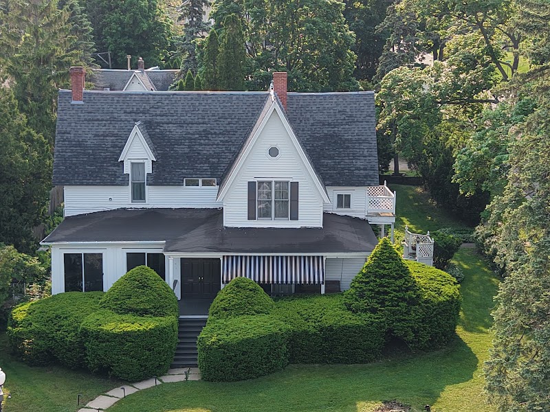 Eleven Gables Inn and Cottage on Lake Geneva - Event Venue in Lake Geneva, Wisconsin