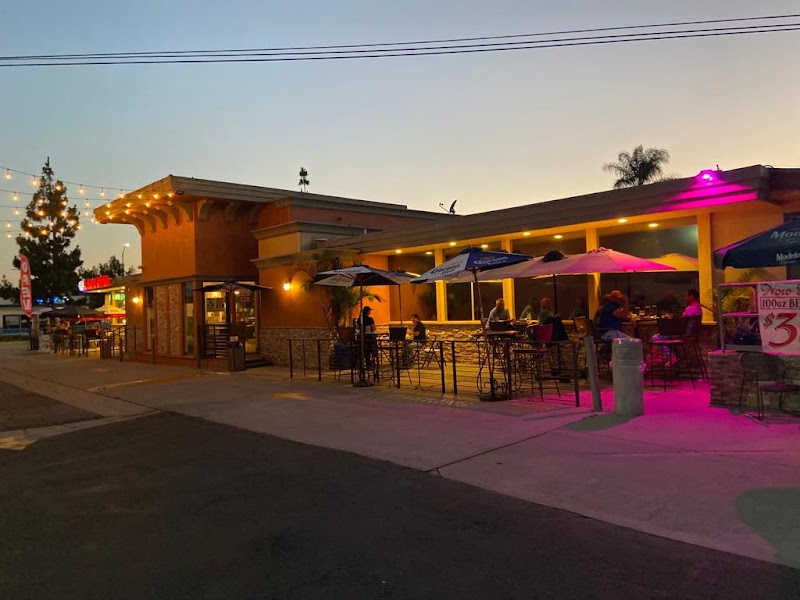 La Perla Del Mar Bar & Grill - Event Venue in Downey, California