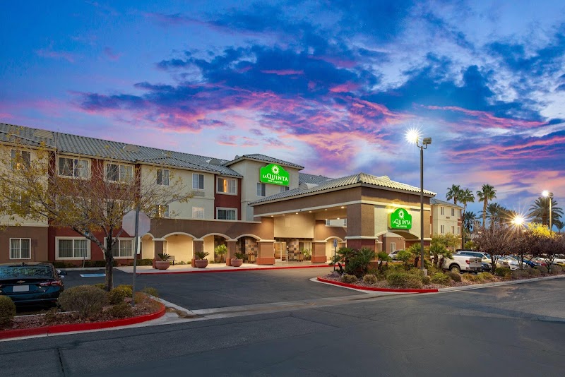 La Quinta Inn & Suites by Wyndham Las Vegas Red Rock - Event Venue in Las Vegas, Nevada