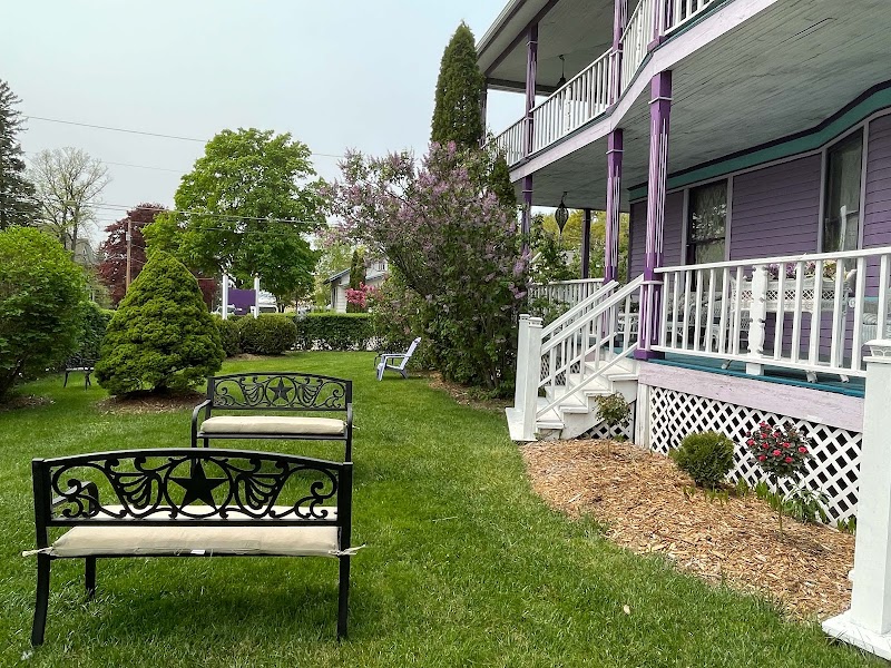 The Pembrooke Inn - Event Venue in Sturgeon Bay, Wisconsin