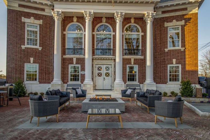 Hampton Inn & Suites Huntington Downtown - Event Venue in Huntington, New York