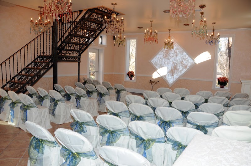 A Pikes Peak Wedding - Event Venue in Manitou Springs, Colorado
