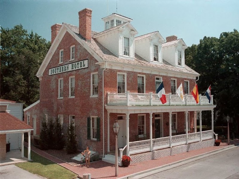 The Southern Hotel - Event Venue in Ste. Genevieve, Missouri