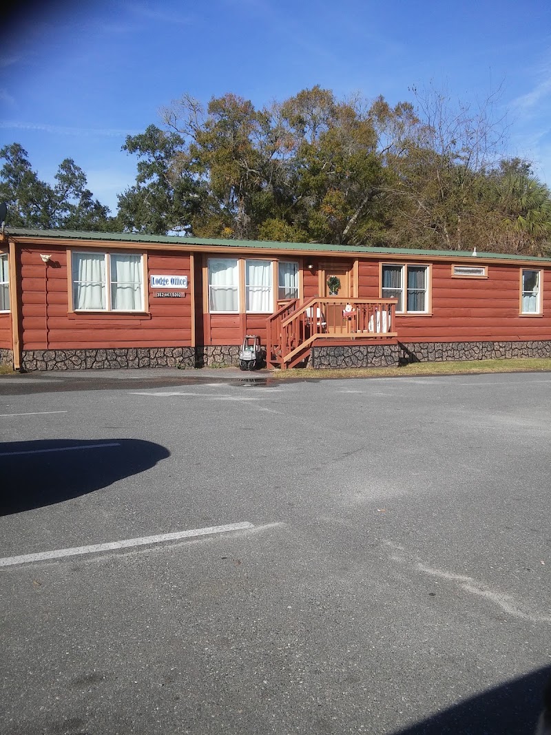 Captains Quarters Motel - Event Venue in Inglis, Florida