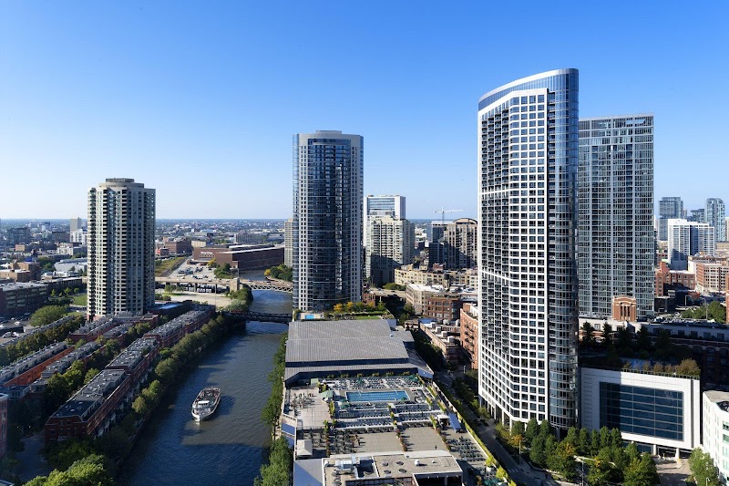 Holiday Inn Chicago Mart Plaza River North - Event Venue in Chicago, Illinois