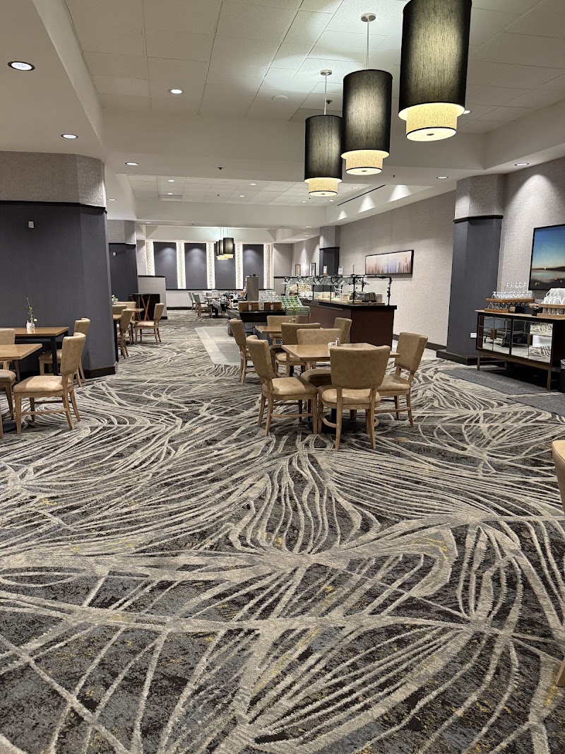 Maxi's Restaurant - Event Venue in Modesto, California