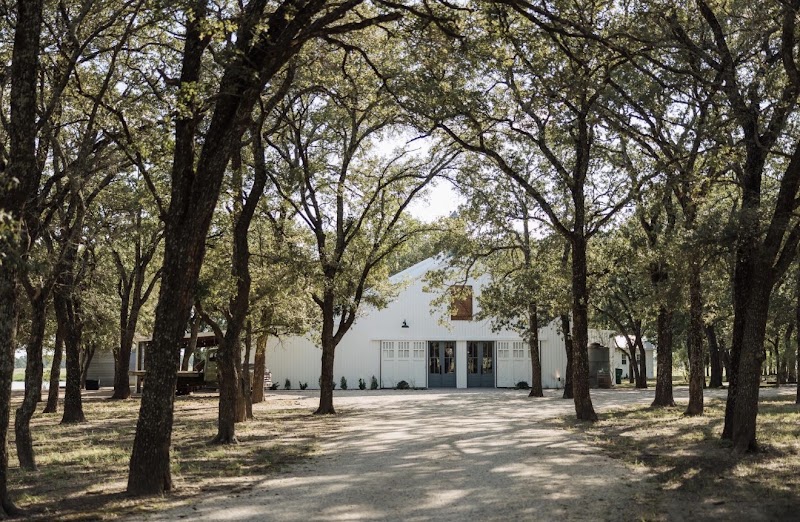 Vintage Oaks Venue - Event Venue in Axtell, Texas
