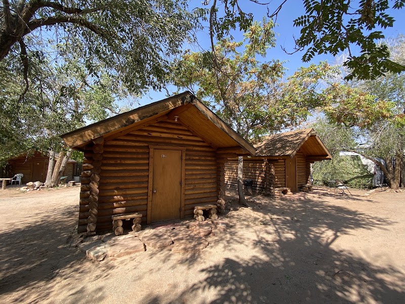 The Lazy Lizard Hostel - Event Venue in Moab, Utah