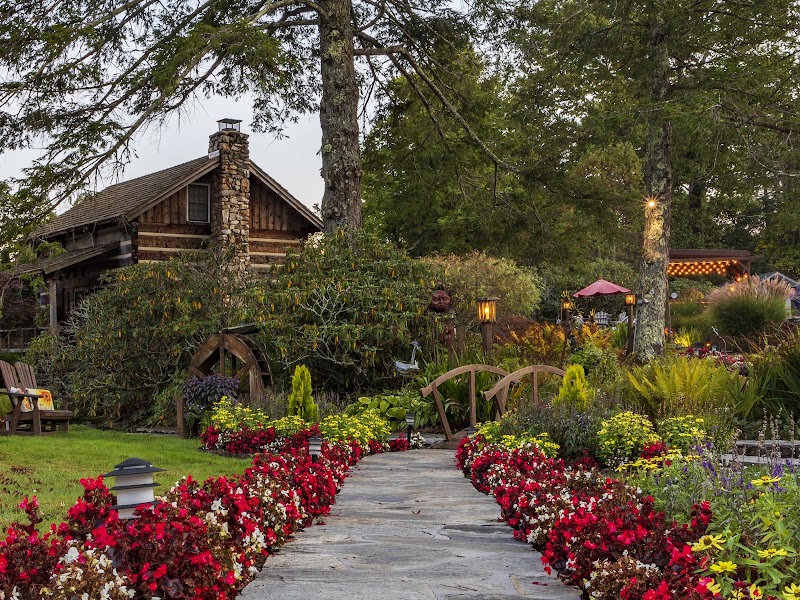 Azalea Garden Inn - Event Venue in Blowing Rock, North Carolina