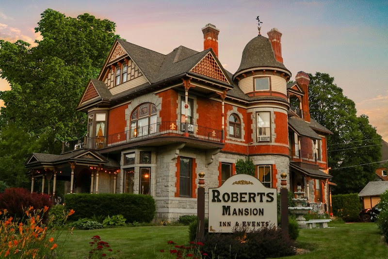 Roberts Mansion Inn & Event Center - Event Venue in Spokane, Washington