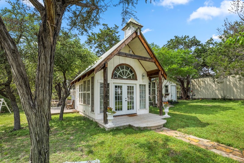 BellaVida Bed and Breakfast Retreat Center - Event Venue in Wimberley, Texas