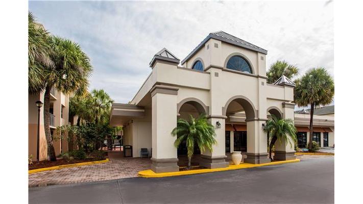 Days Inn and Suites by Wyndham Orlando Airport - Event Venue in Belle Isle, Florida