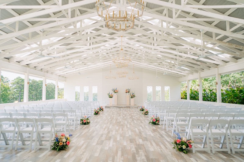Sunset Oaks Venue - Event Venue in Tyler, Texas