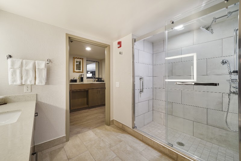 Embassy Suites by Hilton Sacramento Riverfront Promenade - Event Venue in Sacramento, California