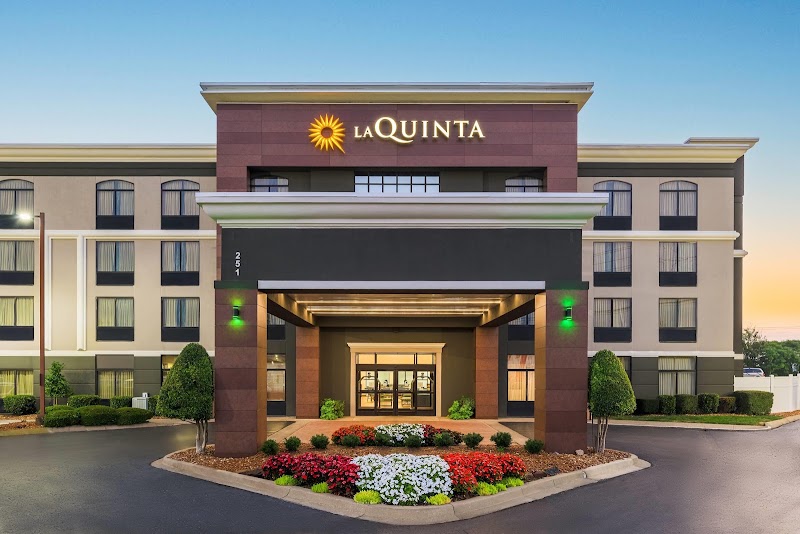 La Quinta Inn & Suites by Wyndham Clarksville - Event Venue in Clarksville, Tennessee