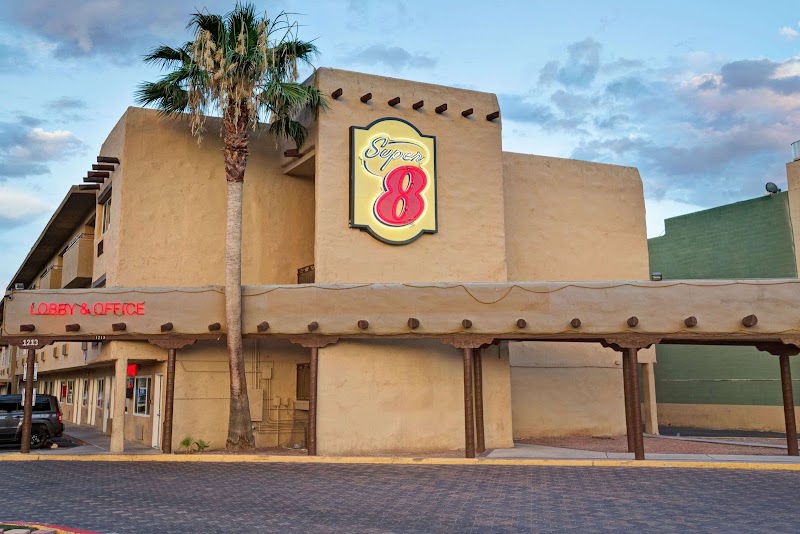 8 Minutes to the Las Vegas Strip - Event Venue in Las Vegas, Nevada