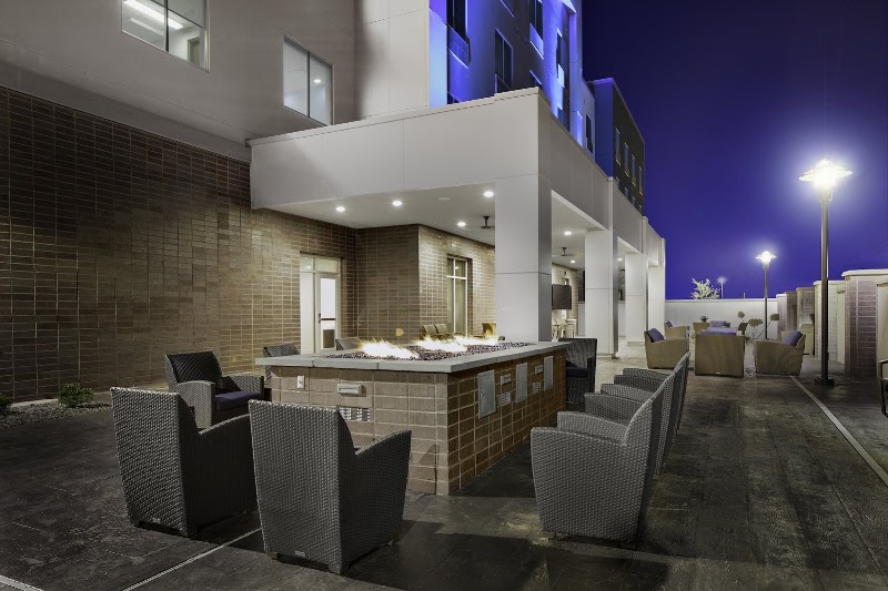 Holiday Inn Express & Suites Lubbock Central - Univ Area by IHG - Event Venue in Lubbock, Texas