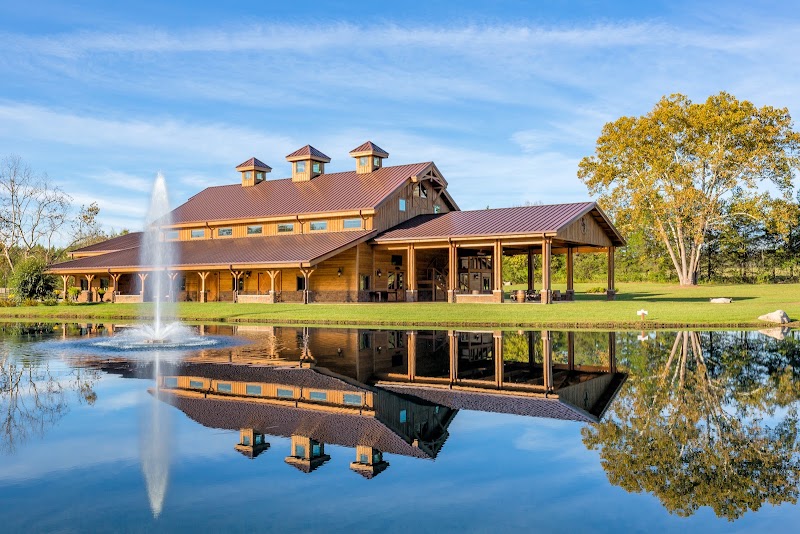 The Barn at Sycamore Farms - Event Venue in Arrington, Tennessee