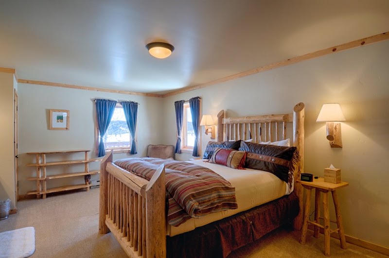 Vista Verde Guest Ranch - Event Venue in Clark, Colorado