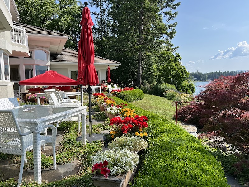 Estate on the Lake - Event Venue in Dover, Idaho
