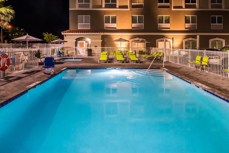 Holiday Inn Express & Suites St. Petersburg - Madeira Beach by IHG - Event Venue in St. Petersburg, Florida