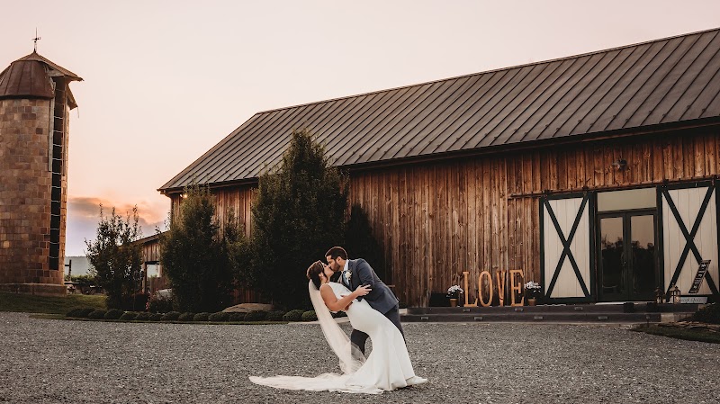 Kalero Vineyard - Event Venue in Purcellville, Virginia
