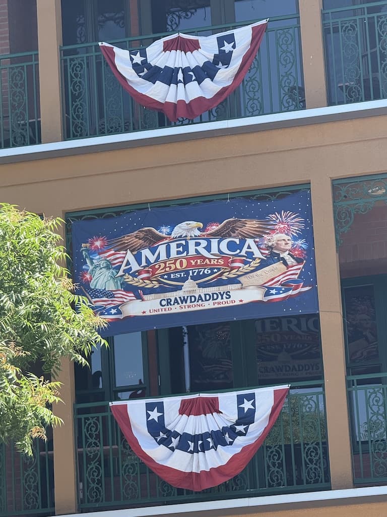 Crawdaddy's - Event Venue in Visalia, California
