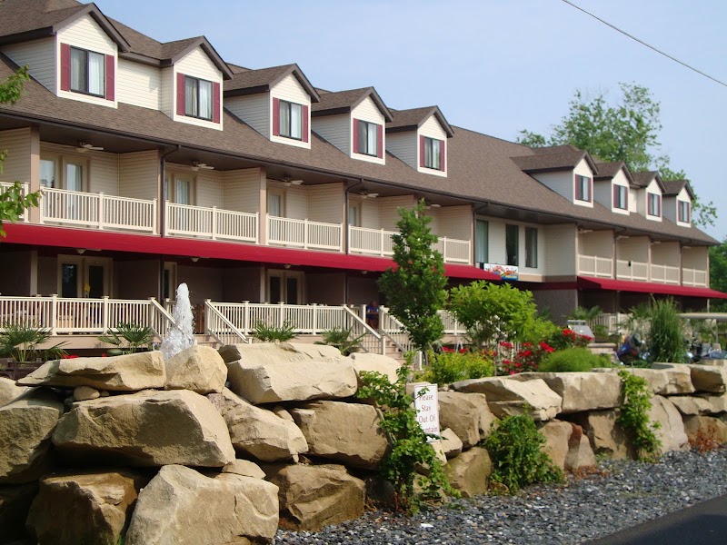 Put-in-Bay Resort Hotel - Event Venue in Put-in-Bay, Ohio