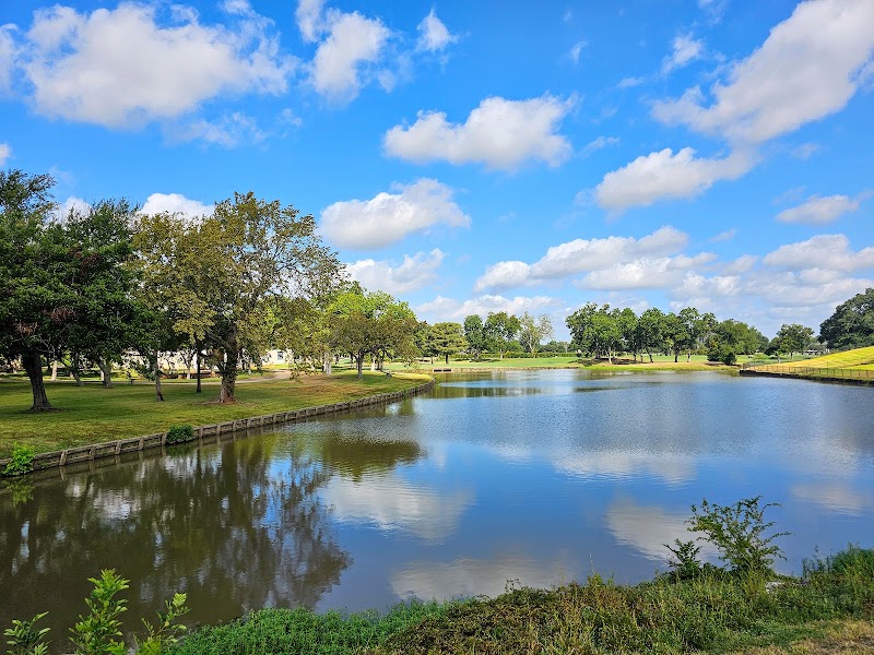 Sugar Creek Country Club - Event Venue in Sugar Land, Texas