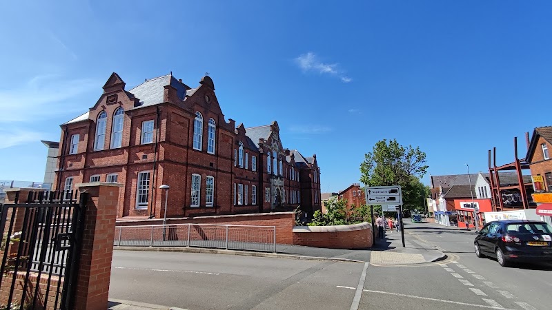 esa serviced apartments - Burkhardt Hall - Event Venue in Swindon, England