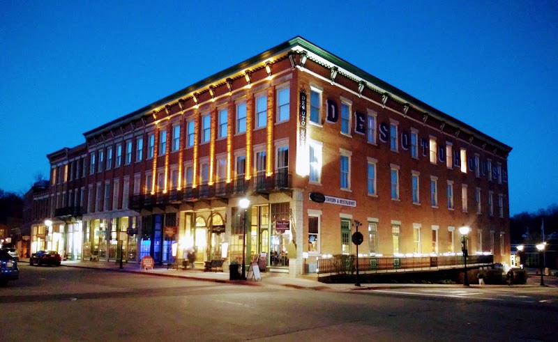 DeSoto House Hotel - Event Venue in Galena, Illinois