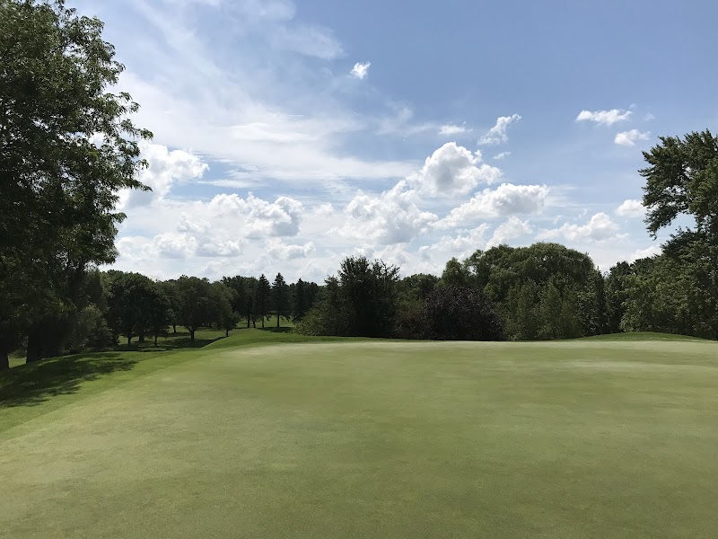 Ozaukee Country Club - Event Venue in Mequon, Wisconsin