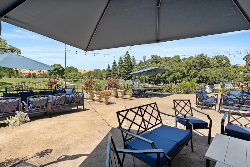 Topknot Weddings, Events & Taproom At Paradise Valley - Event Venue in Fairfield, California