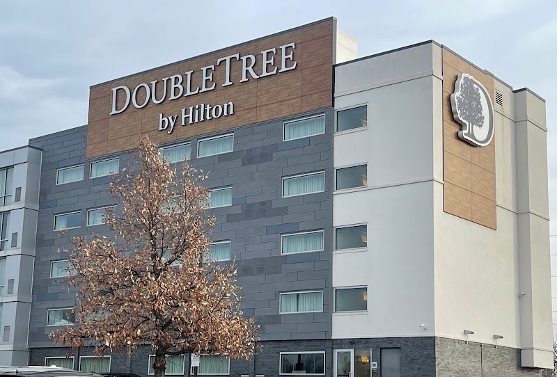 DoubleTree by Hilton Omaha Southwest - Event Venue in Omaha, Nebraska