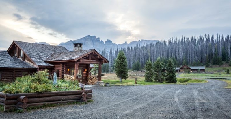 Brooks Lake Lodge & Spa - Event Venue in Dubois, Wyoming