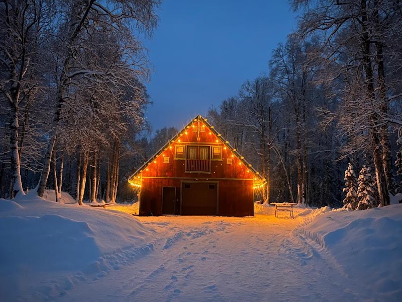 Alaskan Wild Rose Retreat - Event Venue in Talkeetna, Alaska