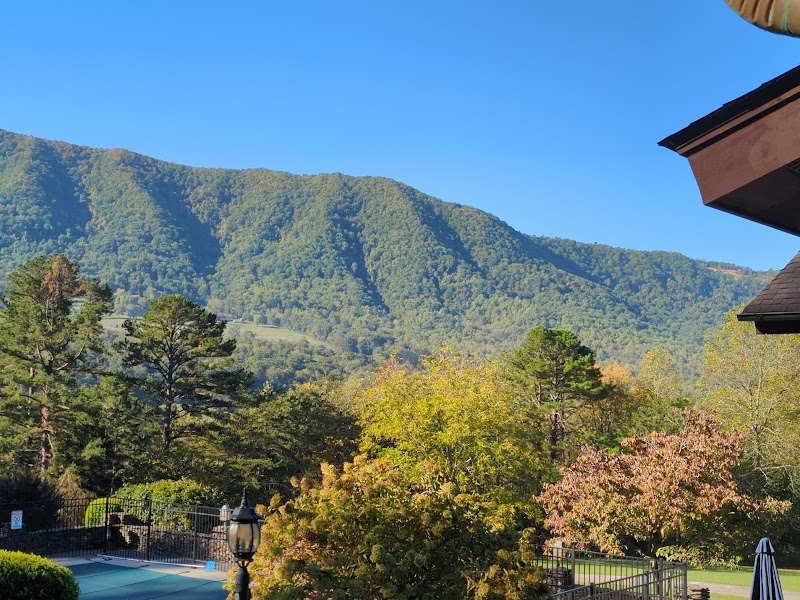 1-Tuckaleechee Retreat Center - Event Venue in Townsend, Tennessee