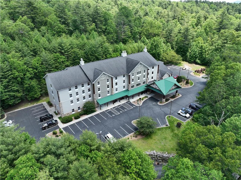 Hampton Inn & Suites Cashiers-Sapphire Valley - Event Venue in Sapphire, North Carolina