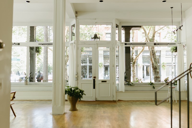 210 SEATTLE - Event Venue in Seattle, Washington