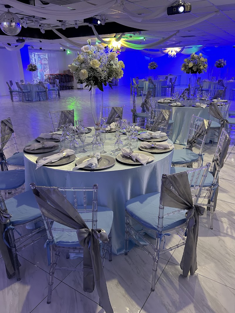 De Versailles Banquet Hall - Event Venue in Hialeah, Florida