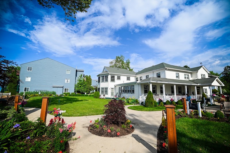 The Lakehouse Inn - Event Venue in Geneva, Ohio